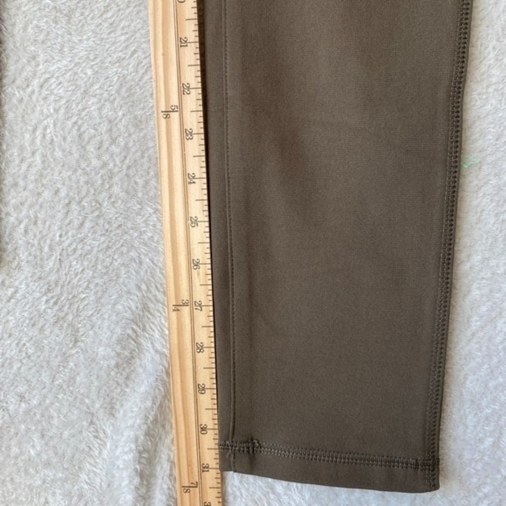 Carhartt Force Utility Leggings Women Size MT Green Fitted Flex Zip Pocket NWT - Picture 12 of 13